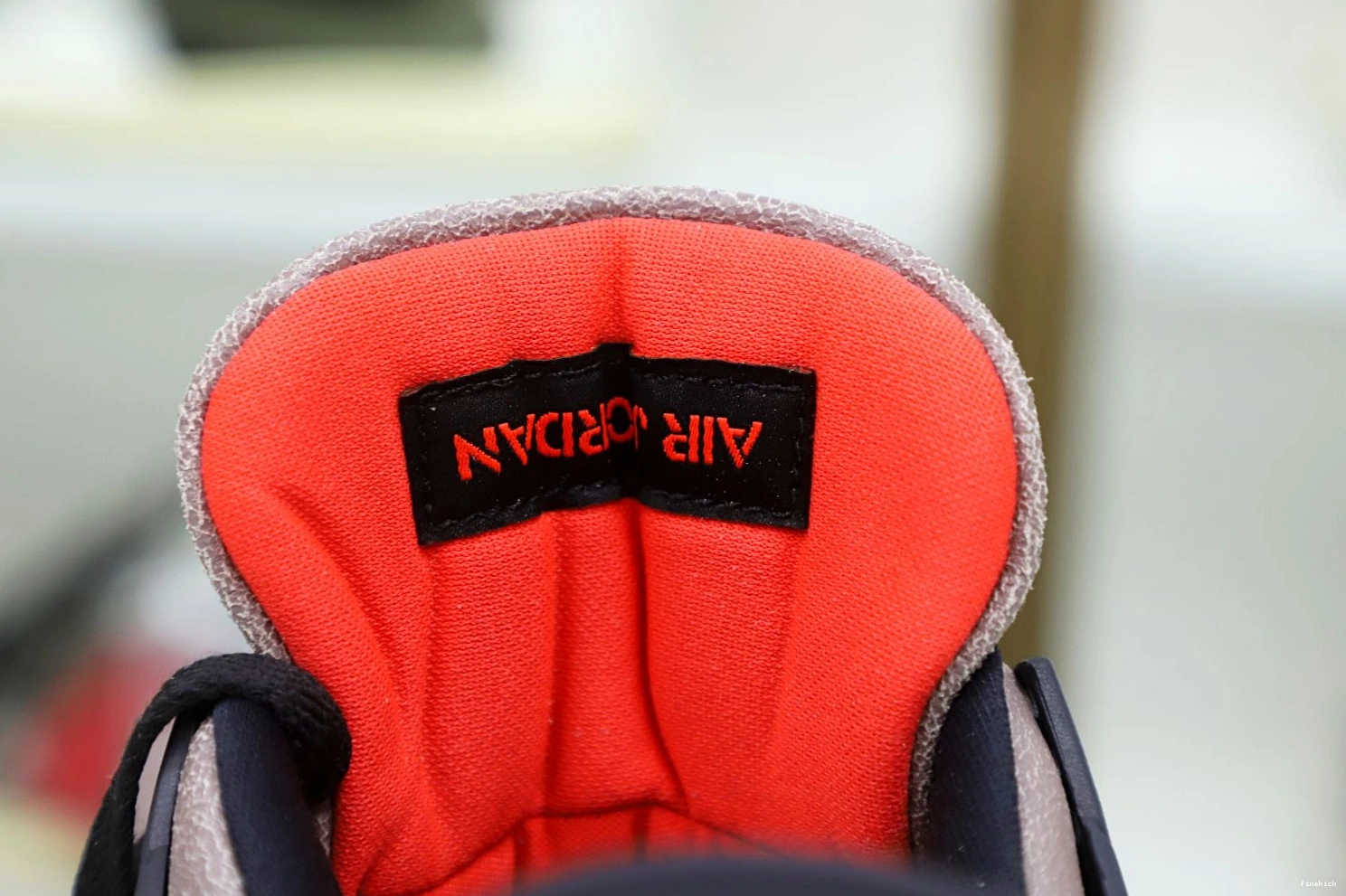 HAZE' 'TAUPE 4 AIR JORDAN RETRO 0115